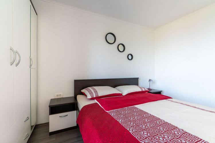 Apartments Nika With Swimming Pool And Beautiful Sea View Dobreć Exterior foto