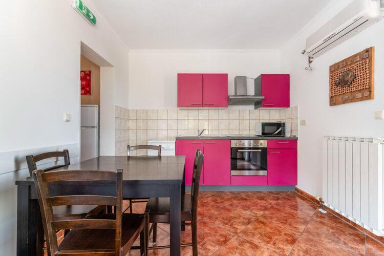 Apartments Nika With Swimming Pool And Beautiful Sea View Dobreć Exterior foto