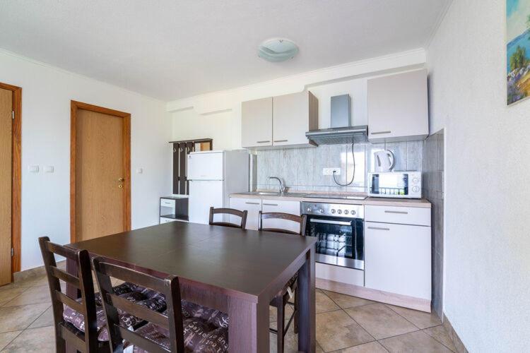 Apartments Nika With Swimming Pool And Beautiful Sea View Dobreć Exterior foto